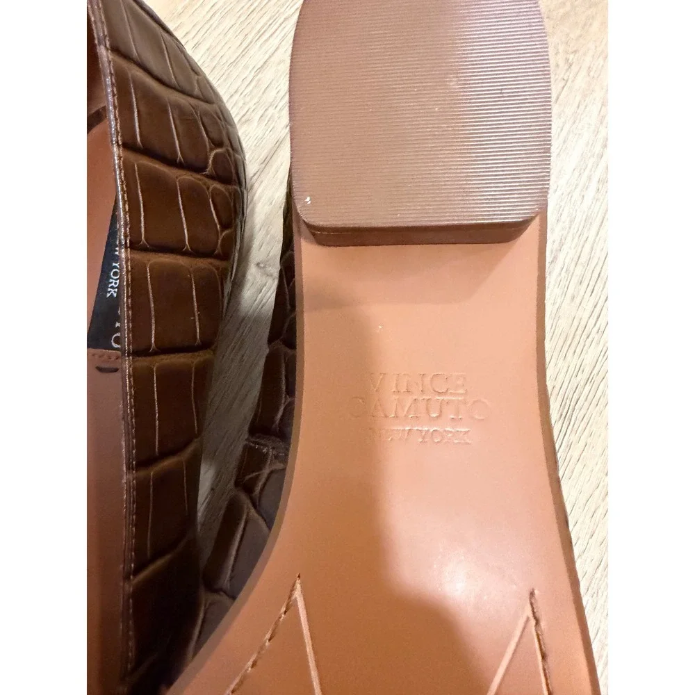 Vince Camuto Brown Croc Embossed Leather Pointed Toe Loafers Flats Womens 11M